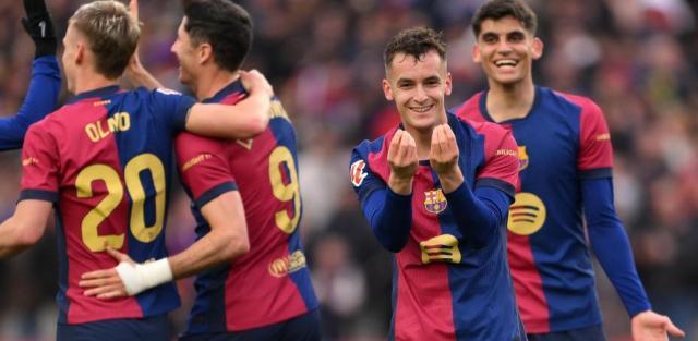 开云APP-红牌加紧密赛程，让巴萨皇社强强对话变一边倒比赛