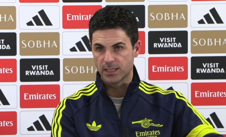 开云体育-为何没选舍什科？塔帅：约克雷斯当时是最佳选择，我们必须做决定